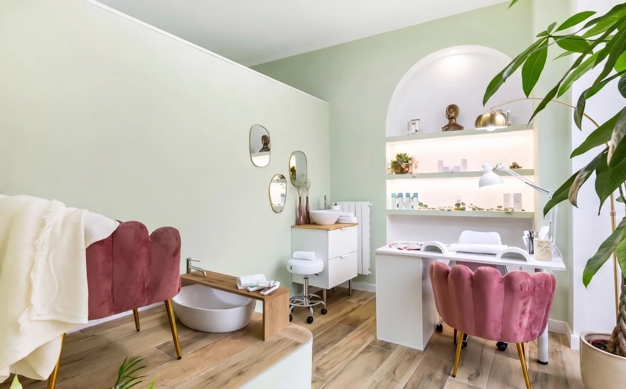 Dettaglio specchi e design